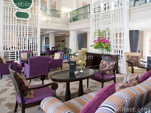 Centara Grand Beach Resort 9